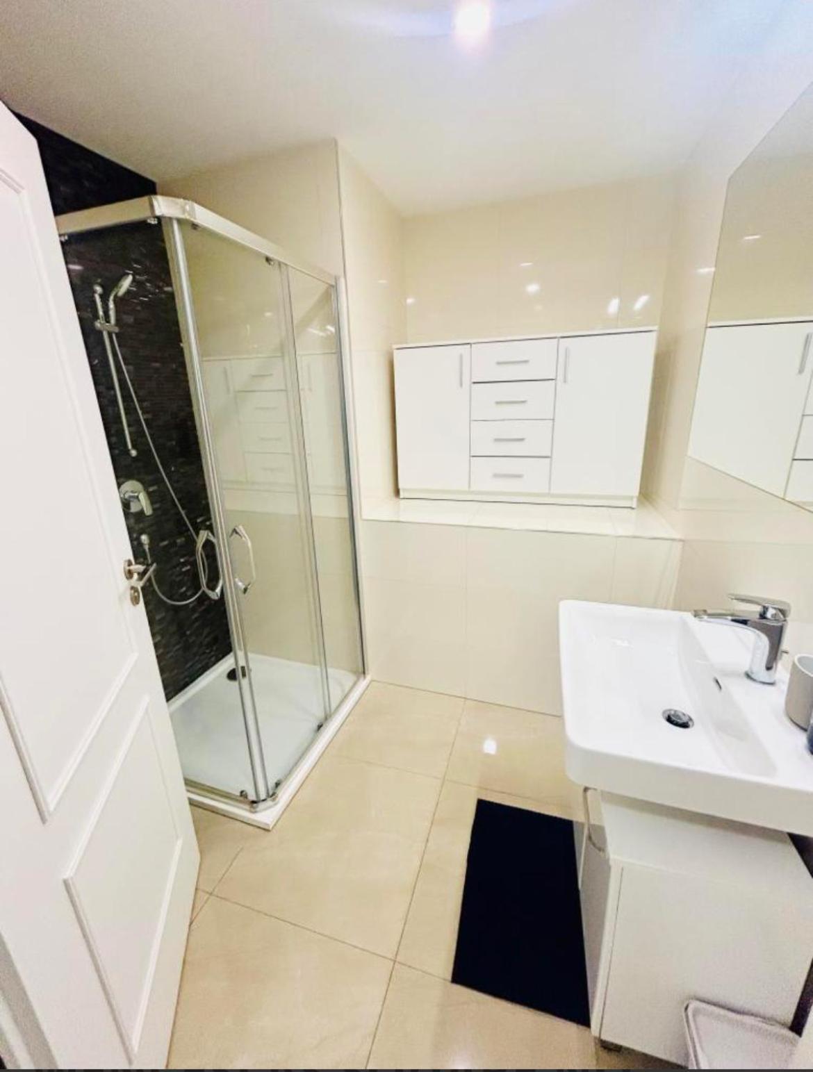 New Design & Style Apartments 50M From Wenceslas Square Πράγα Εξωτερικό φωτογραφία