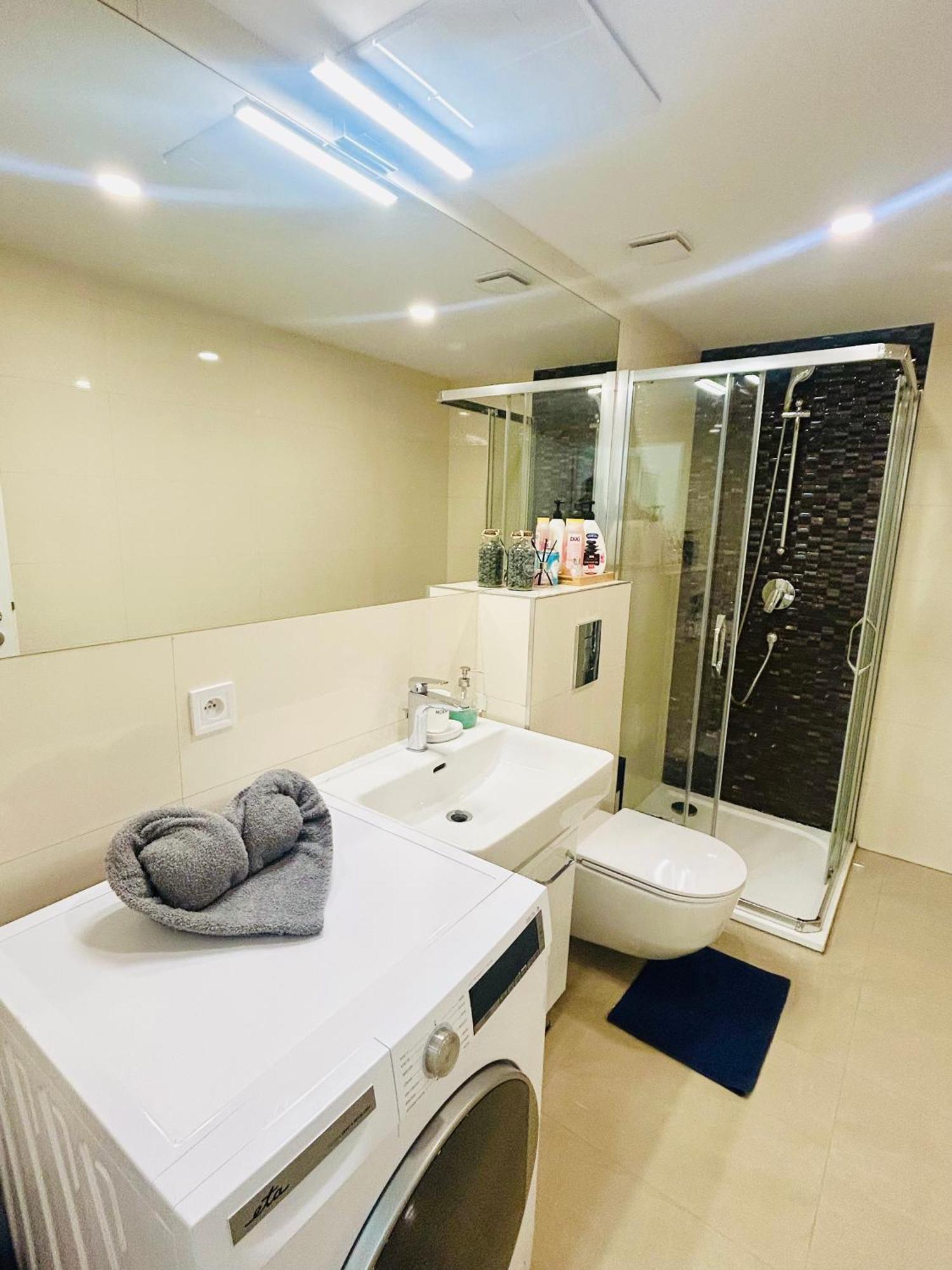 New Design & Style Apartments 50M From Wenceslas Square Πράγα Εξωτερικό φωτογραφία